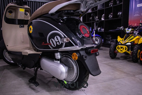 Scooter Electrico Sunra Amalfi 1500w Con Baulera Envios / M - Imagen 9